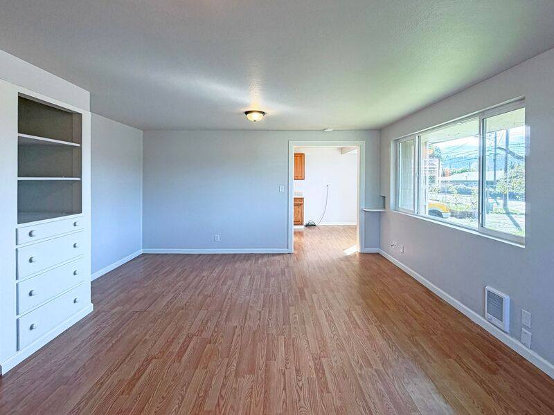 House for rent at 775 28th St, Springfield, OR 97477