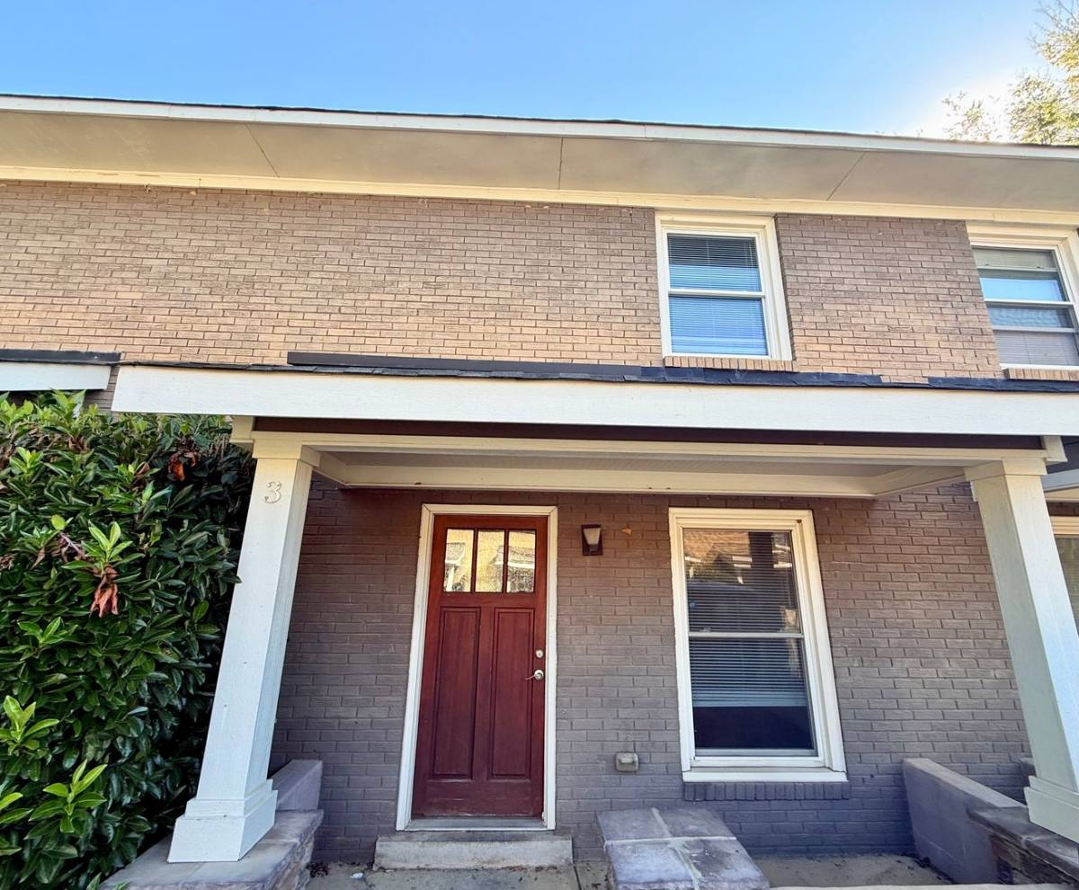 House for rent at 422 State St #3, Charlotte, NC 28208