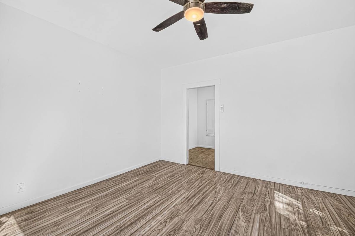 Apartment for rent at 1331 W 19th St, Long Beach, CA 90810