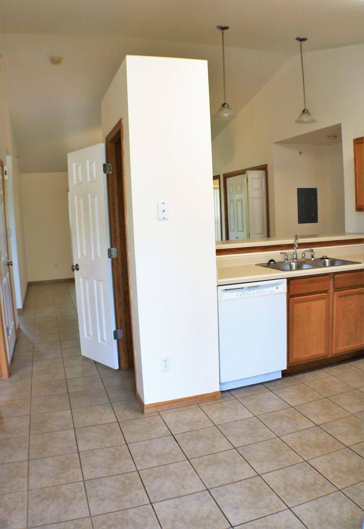 Condo for rent at 14 N Dodge St, Iowa City, IA 52245