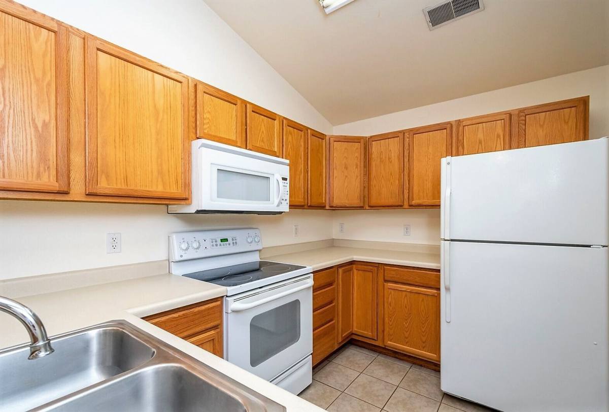 Condo for rent at 14 N Dodge St, Iowa City, IA 52245