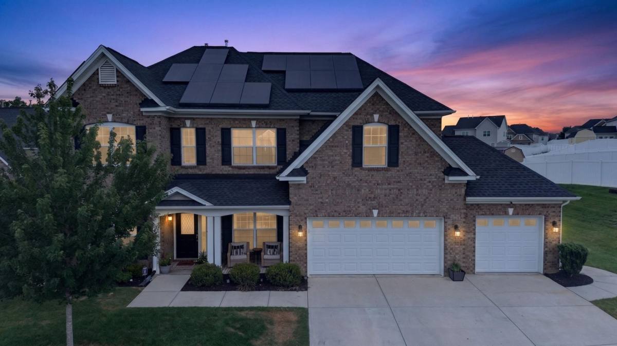 House for rent at 6605 Jockey Club Dr, Whitsett, NC 27377