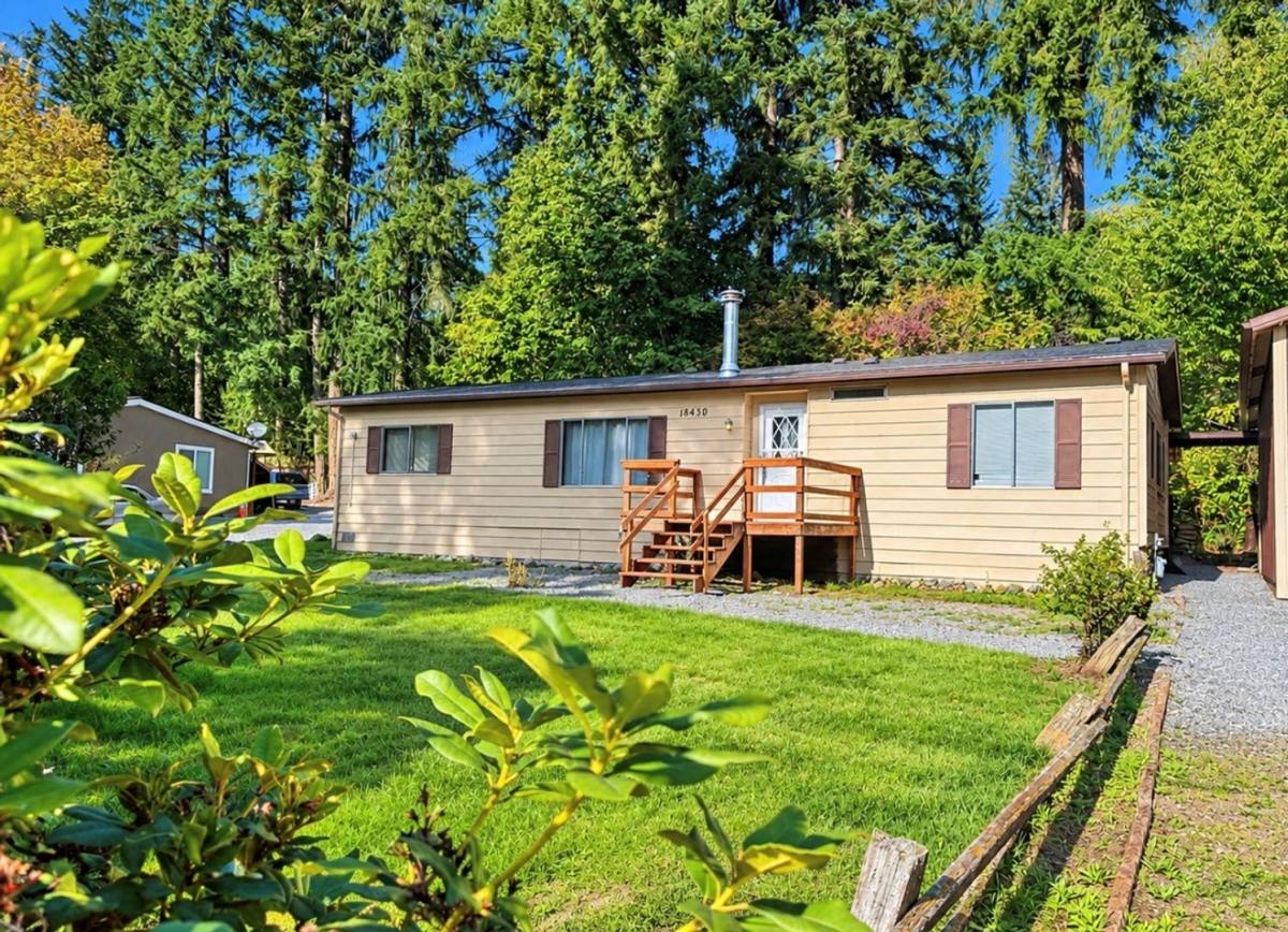 House for rent at 18430 NE Woodinville Duvall Place, Woodinville, WA 98077