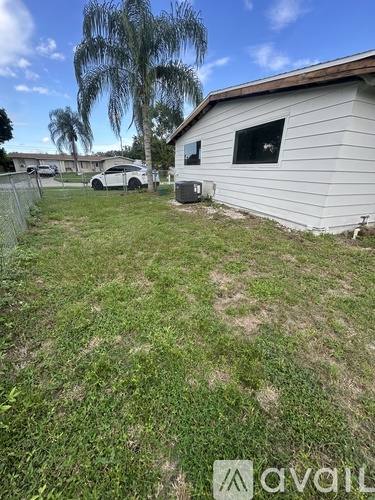 House for rent at 114 SE Placita Court, Port St. Lucie, FL 34983