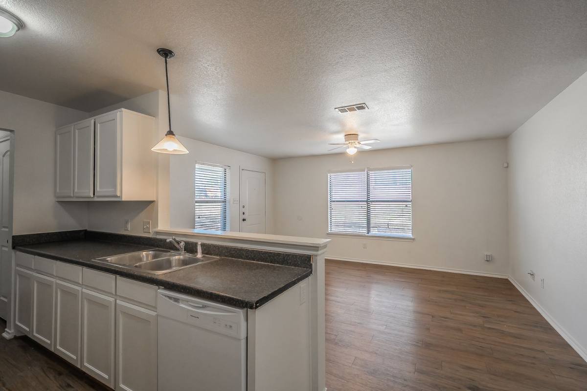 8121 Doreen Ave in Fort Worth, TX | 3 Beds 2 Baths 1,090 sqft House for ...