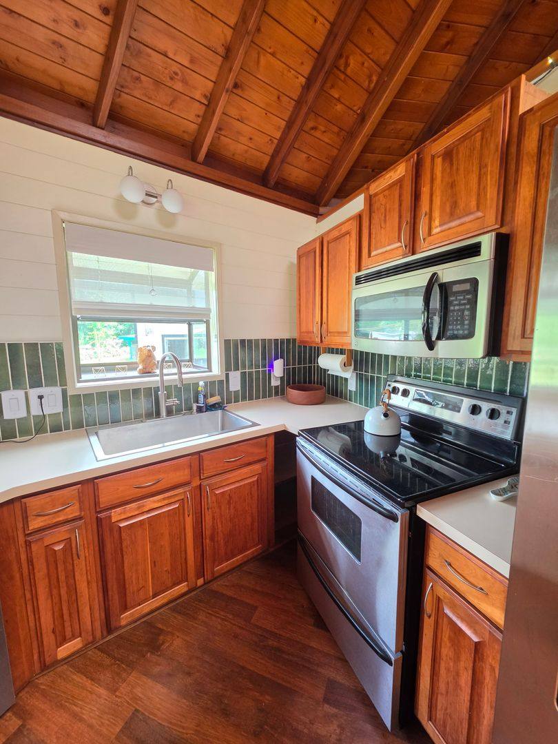 House for rent at 15-2011 26th Ave, Keaau, HI 96749