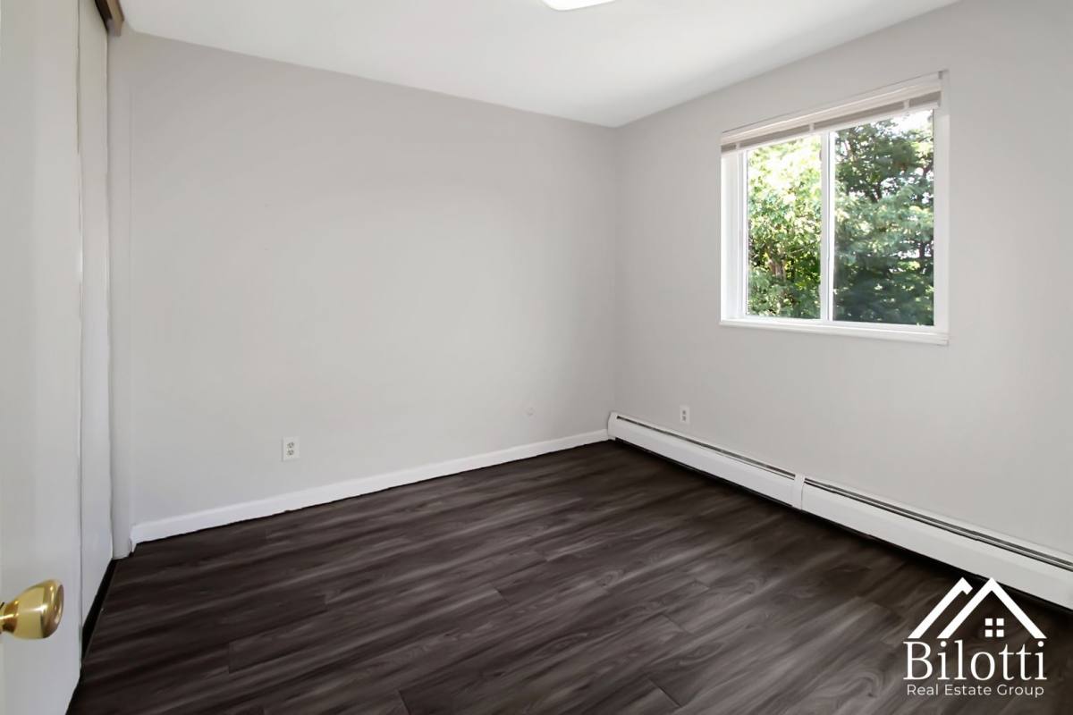 Apartment for rent at 18 Lee Rd, East Providence, RI 02914