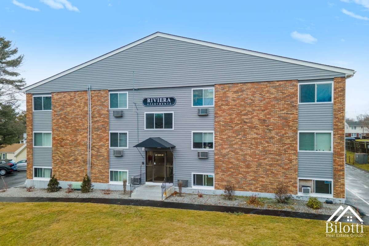 Apartment for rent at 18 Lee Rd, East Providence, RI 02914