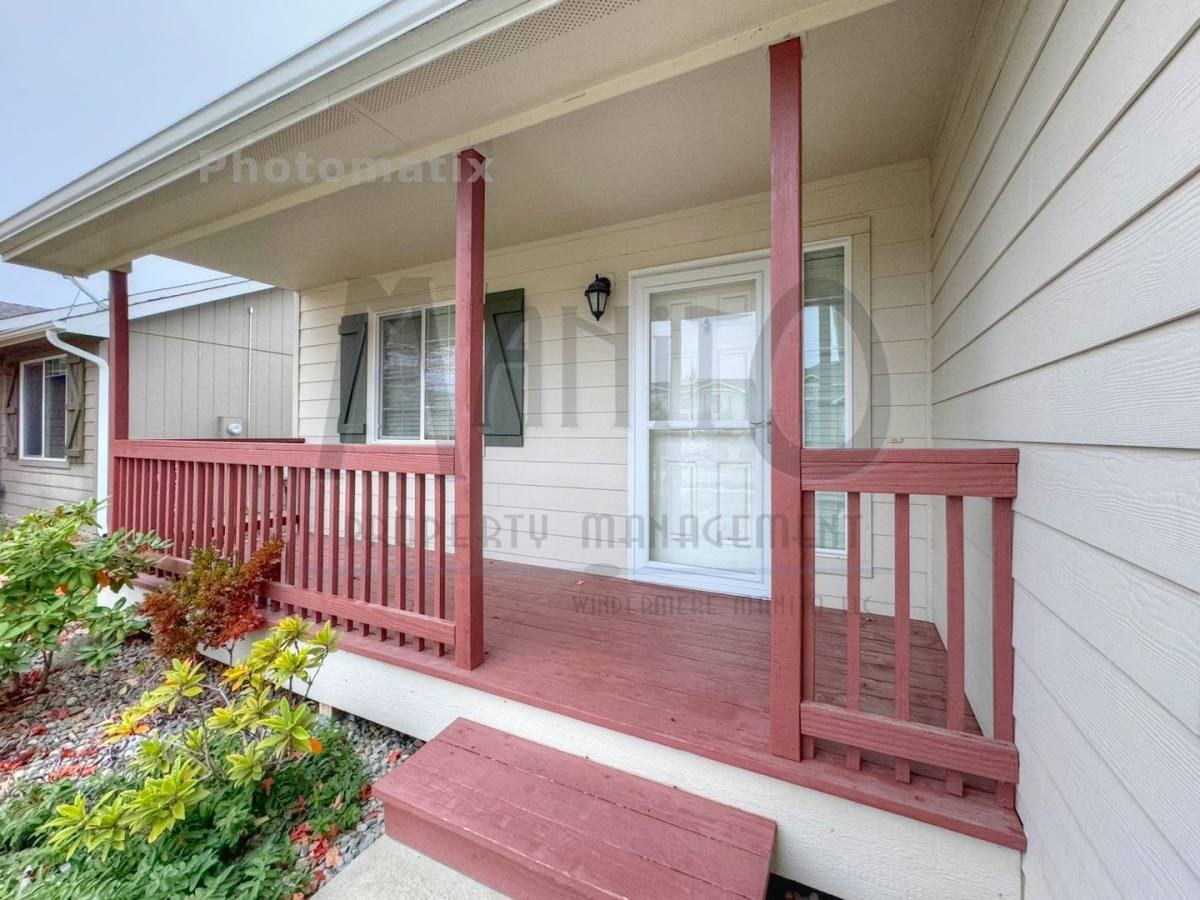 House for rent at 2003 N Bell St, Greenacres, WA 99016
