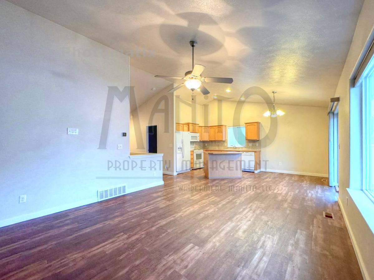 House for rent at 2003 N Bell St, Greenacres, WA 99016