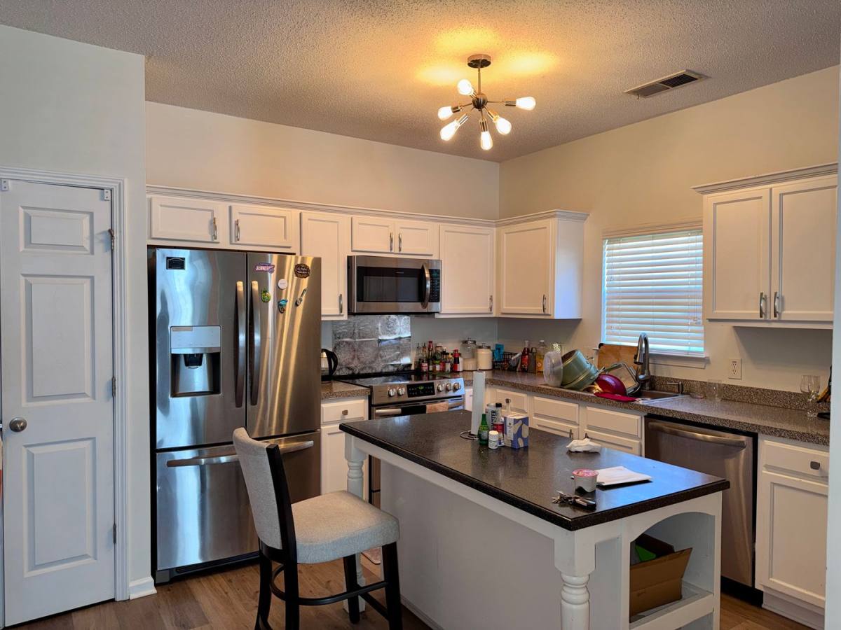 Townhouse for rent at 304 Commons Dr, Jonesboro, GA 30236