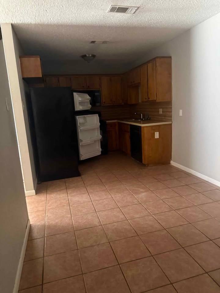 Us Rent Vs Income 102 E Truman Ave #M in Copperas Cove, TX | 2 Beds 1 Bath Apartment for ...