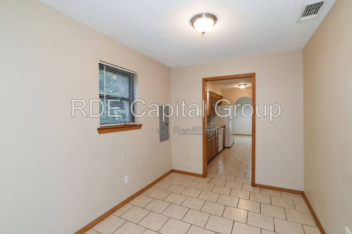 House for rent at 223 S Casa Grande Circle, Duncanville, TX 75116