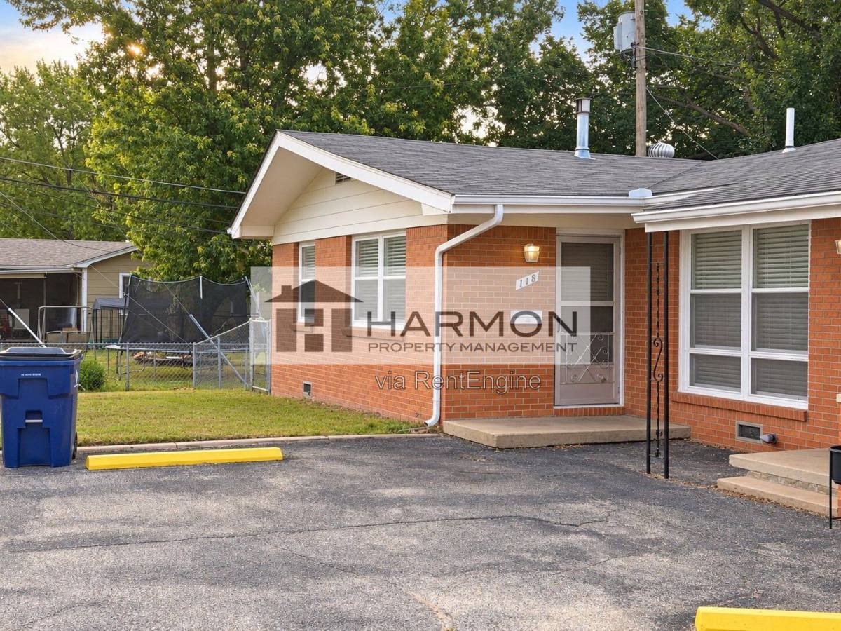 Apartment for rent at 118 N Joann St, Wichita, KS 67203