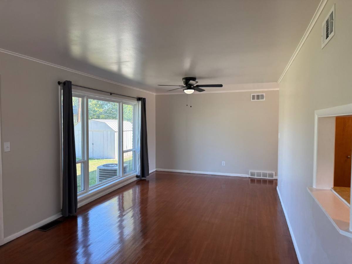 House for rent at 6635 E 27th St, Tulsa, OK 74129