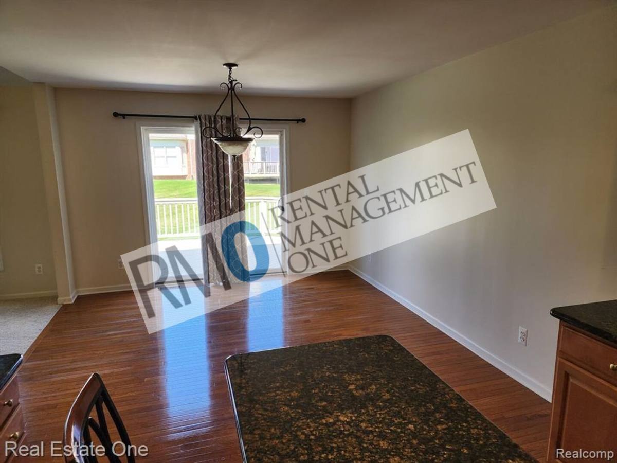 House for rent at 41568 Thoreau Ridge, Novi, MI 48377