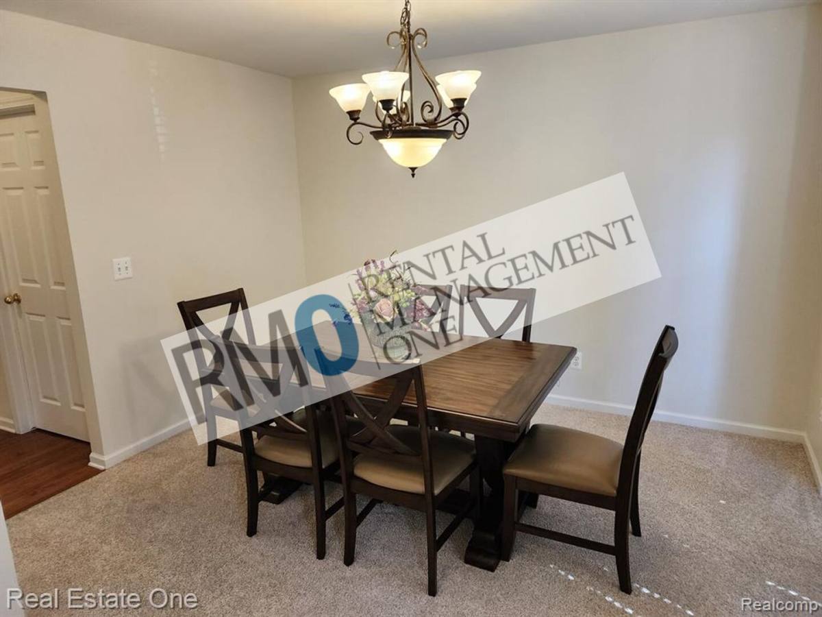 House for rent at 41568 Thoreau Ridge, Novi, MI 48377