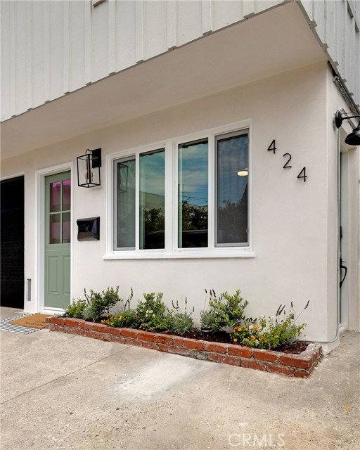 House for rent at 424 36th Place, Manhattan Beach, CA 90266