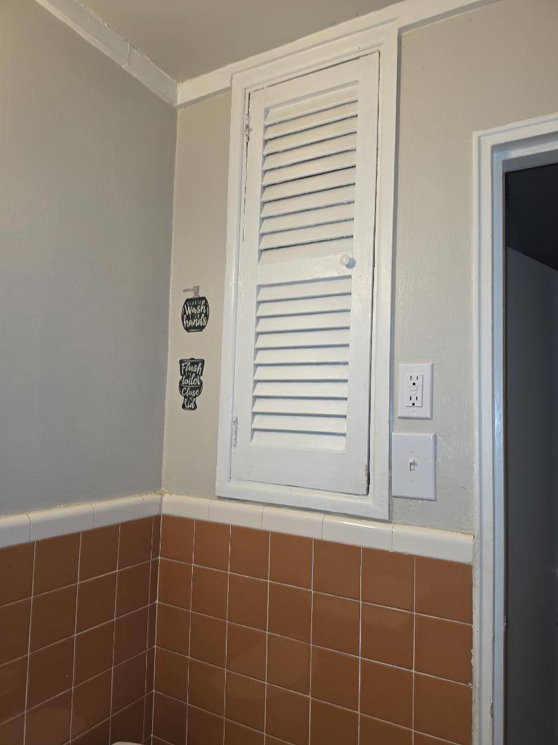 Apartment for rent at 4401 Sheffield Ave #2, Philadelphia, PA 19136
