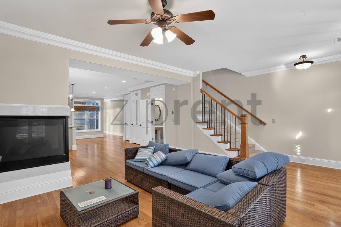 Townhouse for rent at 4977 Rosalie Rd, Alpharetta, GA 30022