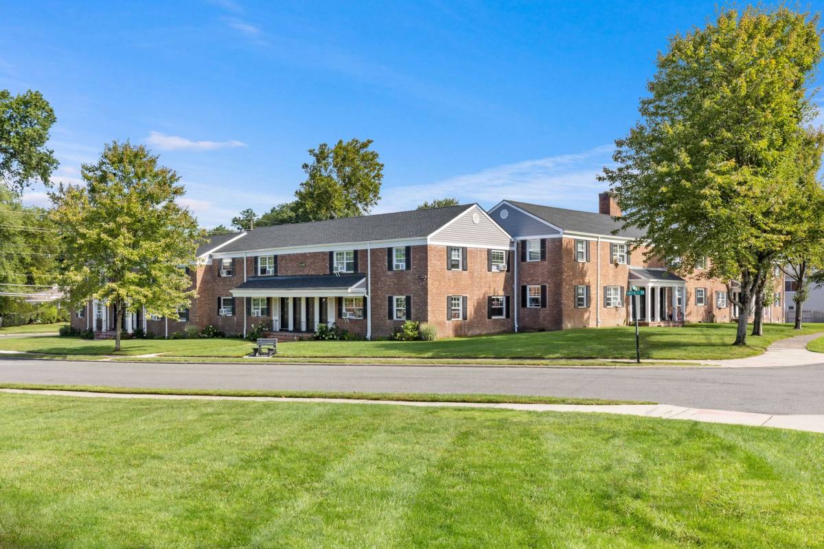 Fair Lawn Preserve, 33-06 Fair Lawn Ave, Fair Lawn, NJ 07410 - Apartment for Rent - Image 3