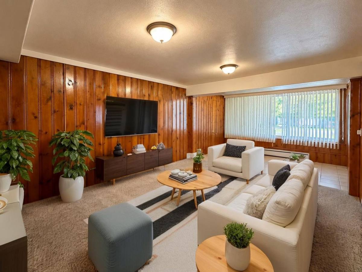 Apartment for rent at Mountain Manor, 406 E Sheridan Ave, Woodland Park, CO 80863