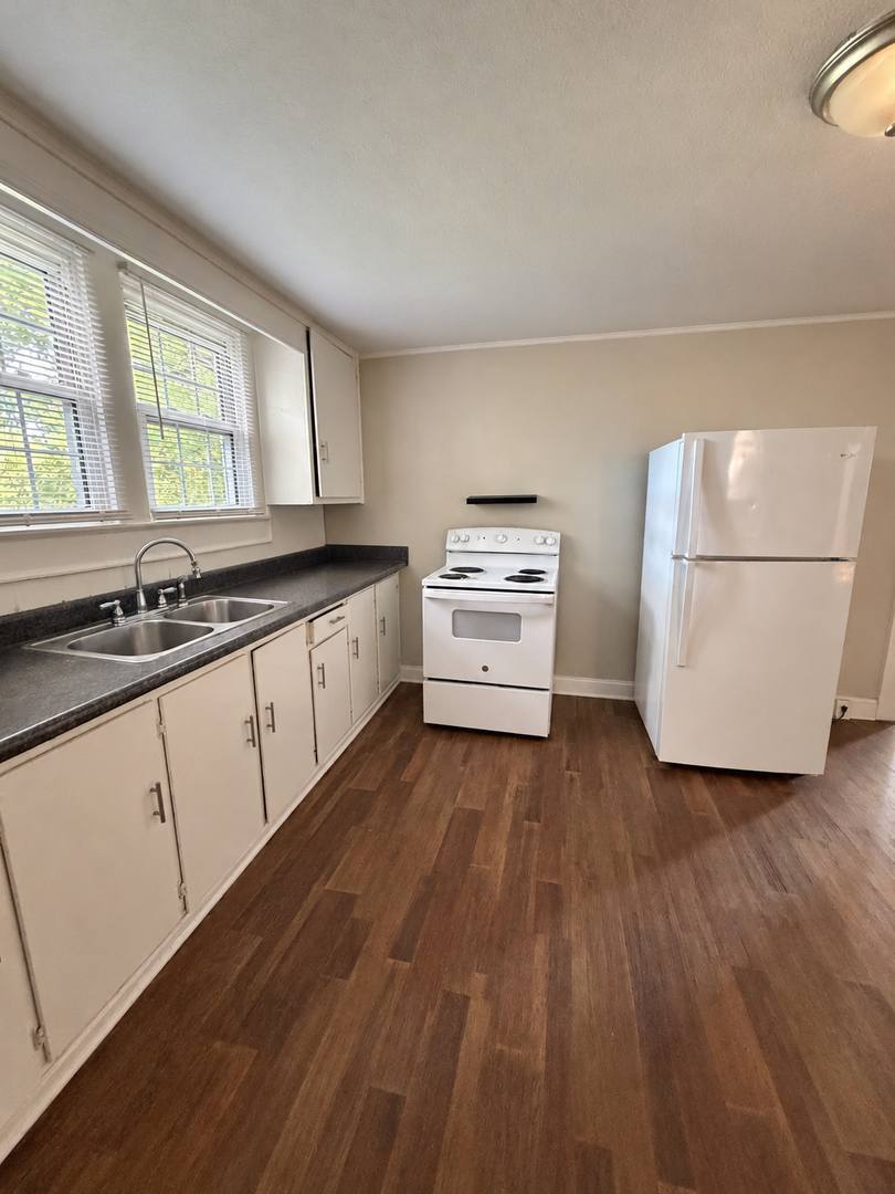 House for rent at 912 N Main St, Graham, NC 27253