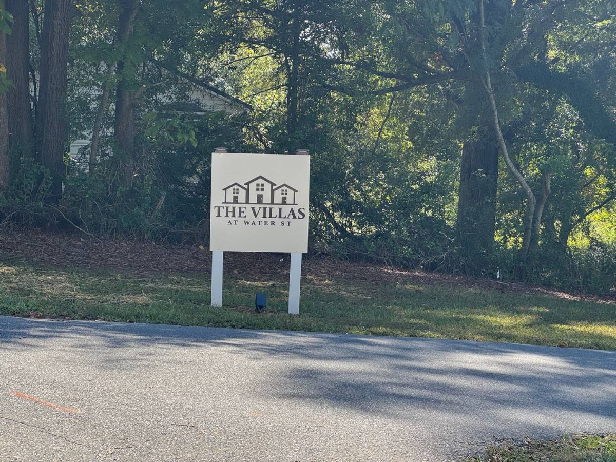 Apartment for rent at 374 Water St, Mooresville, NC 28115