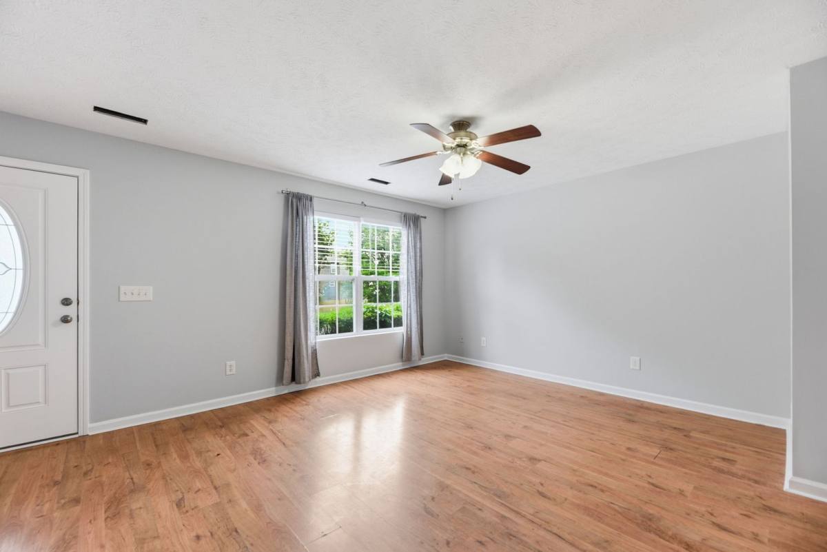 Townhouse for rent at 1424 William Holt Blvd, Sevierville, TN 37862