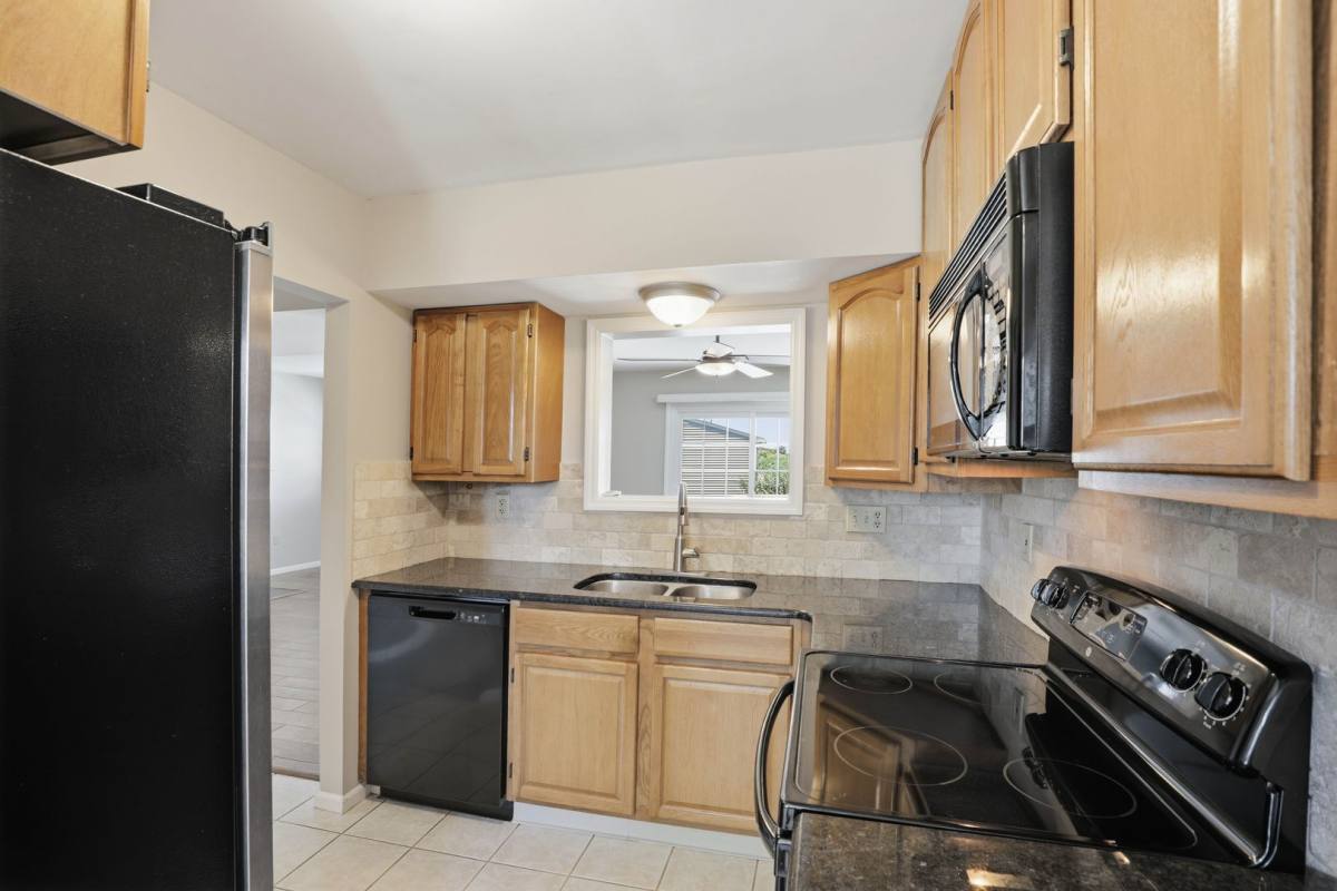 Townhouse for rent at 106 Spring Ridge Court, Lancaster, PA 17601