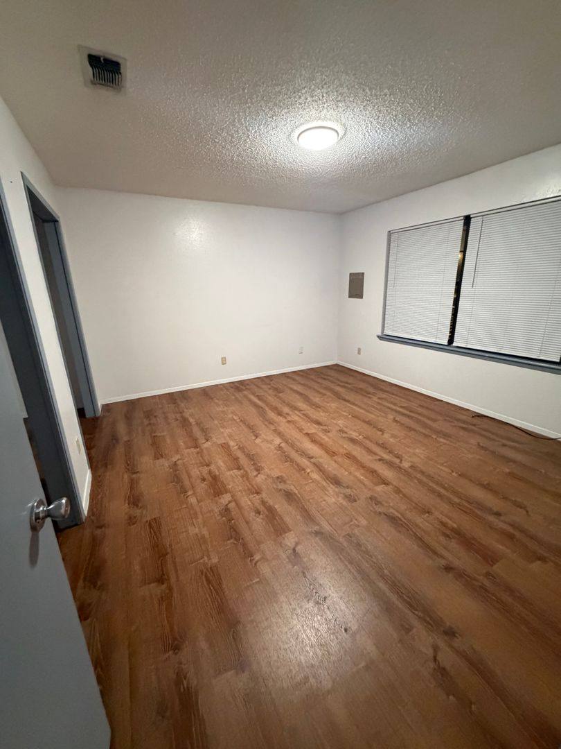 Apartment for rent at 616-716 Calle Sur, Hobbs, NM 88240