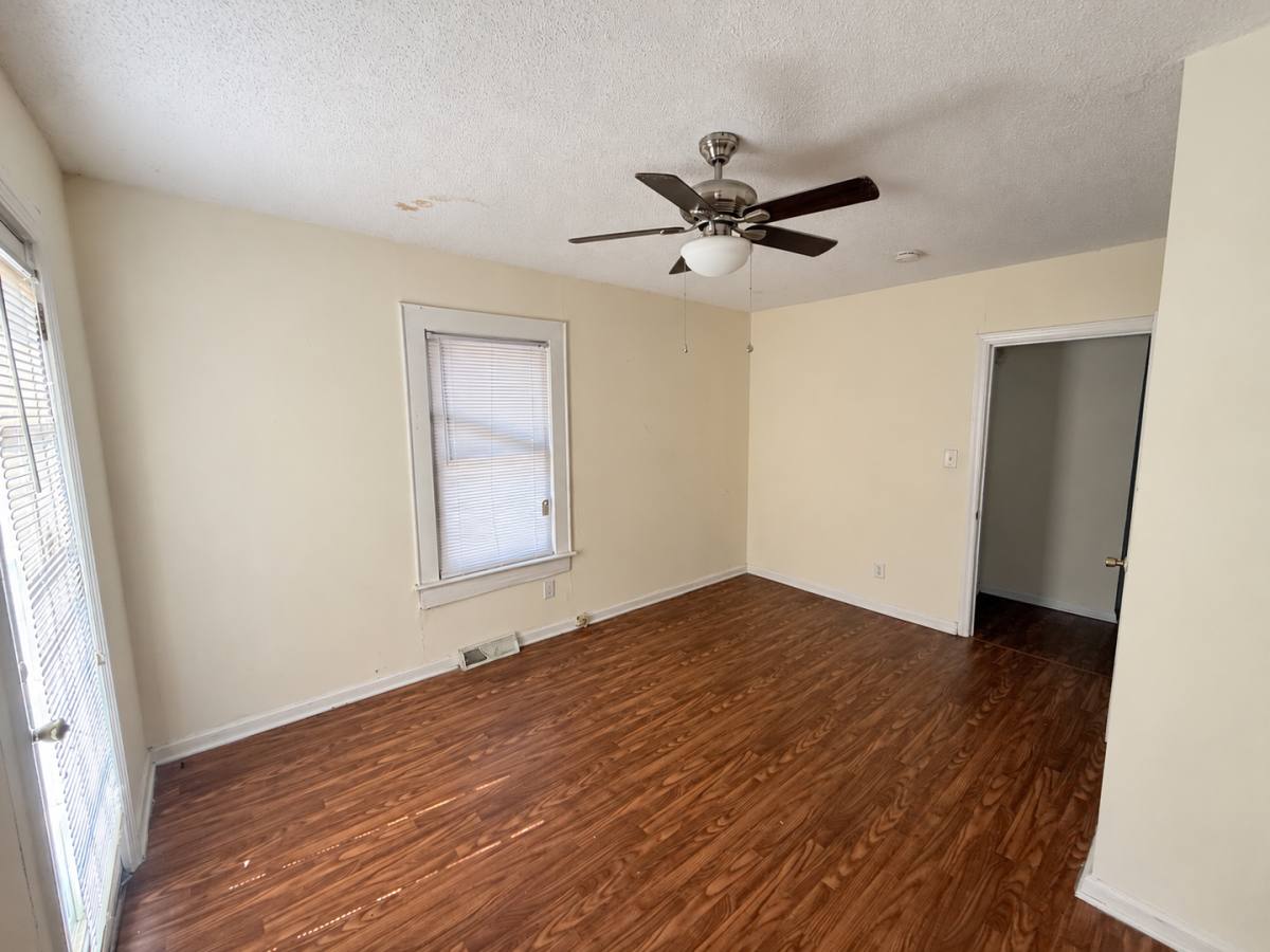House for rent at 300 Ward St, Graham, NC 27253