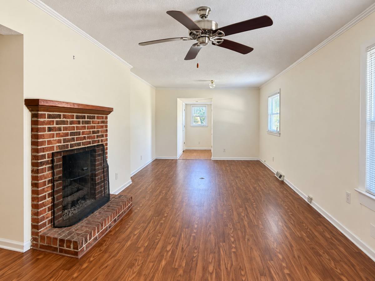 House for rent at 300 Ward St, Graham, NC 27253