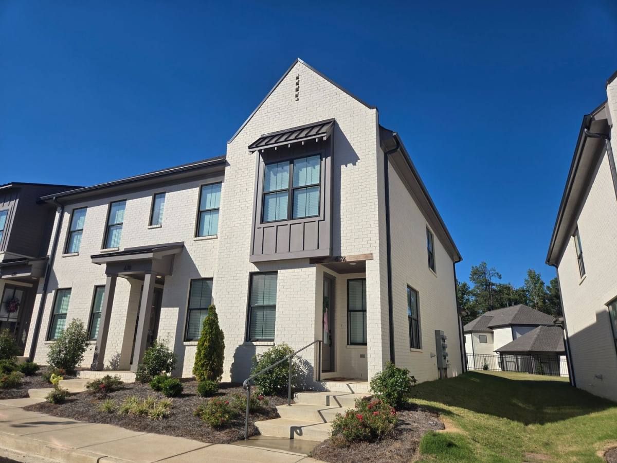 Townhouse for rent at 676 Miramar Lane, Oxford, MS 38655