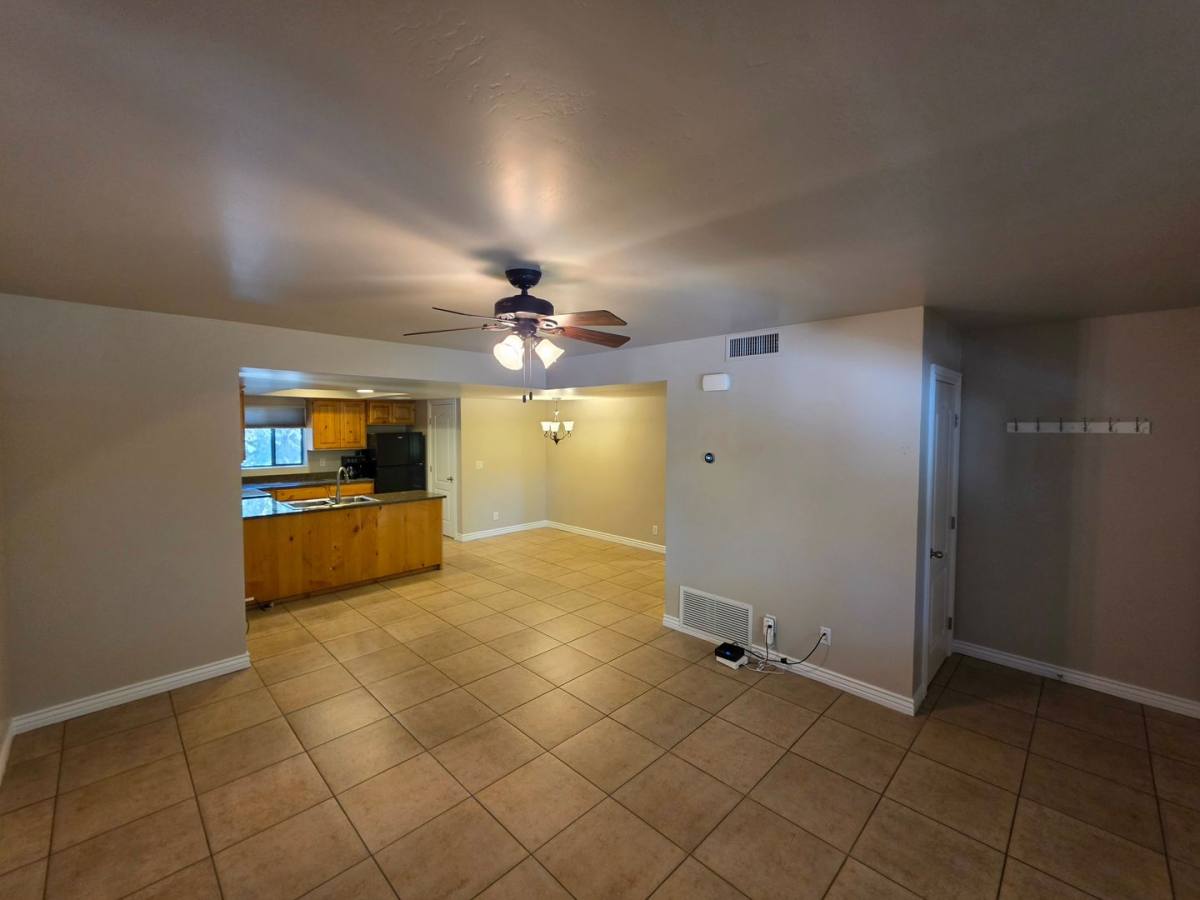 3200 S Litzler Dr #12-250, Flagstaff, AZ 86001 - Condo for Rent - Image 6