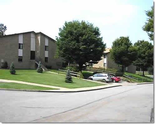 Townhouse for rent at 117 Huntingdon Village Dr, Hunker, PA 15639