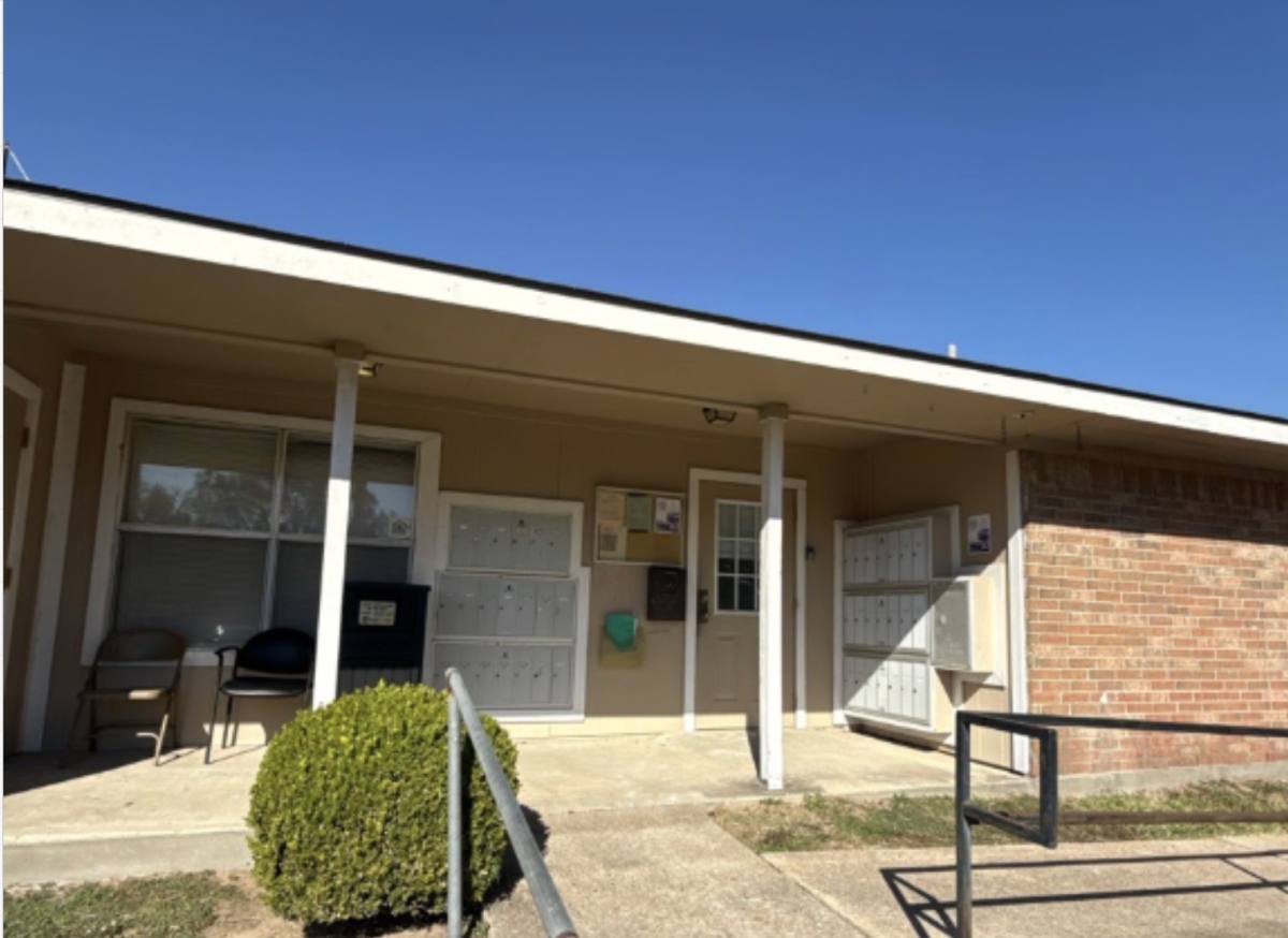 Apartment for rent at 1015 Church St, Navasota, TX 77868