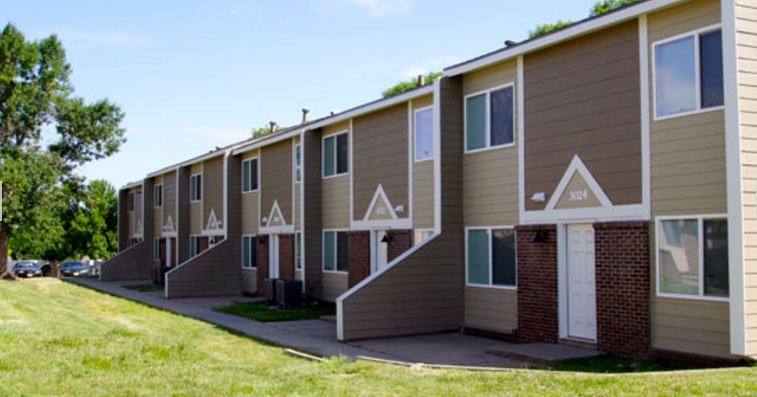 Townhouse for rent at 3025 Kansas Dr, Bellevue, NE 68005
