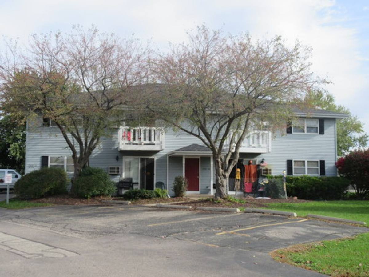 Apartment for rent at 1500-1514 Canyon Dr, Janesville, WI 53546