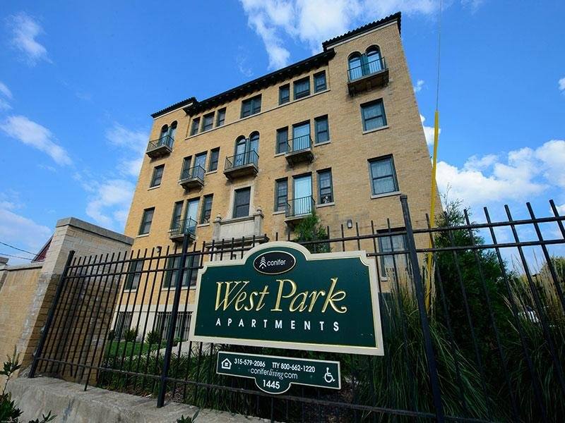 Apartment for rent at 1445 S Salina St, Syracuse, NY 13205