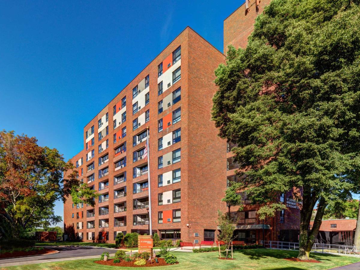 Apartment for rent at 25 Pleasant St, Lynn, MA 01902