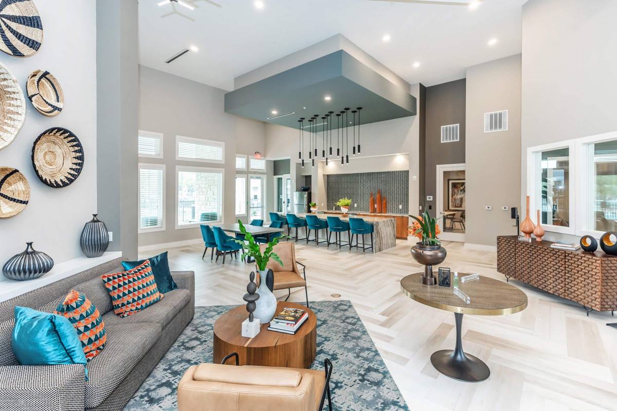 Apartment for rent at 1475 Gears Rd, Houston, TX 77067