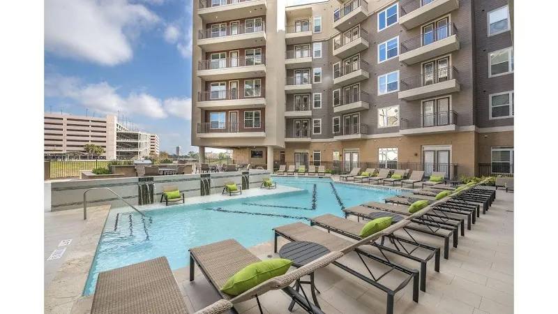 Apartment for rent at 1755 Wyndale St, Houston, TX 77030