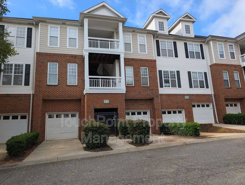 Condo for rent at 6730 Mallard Park Dr, Charlotte, NC 28262