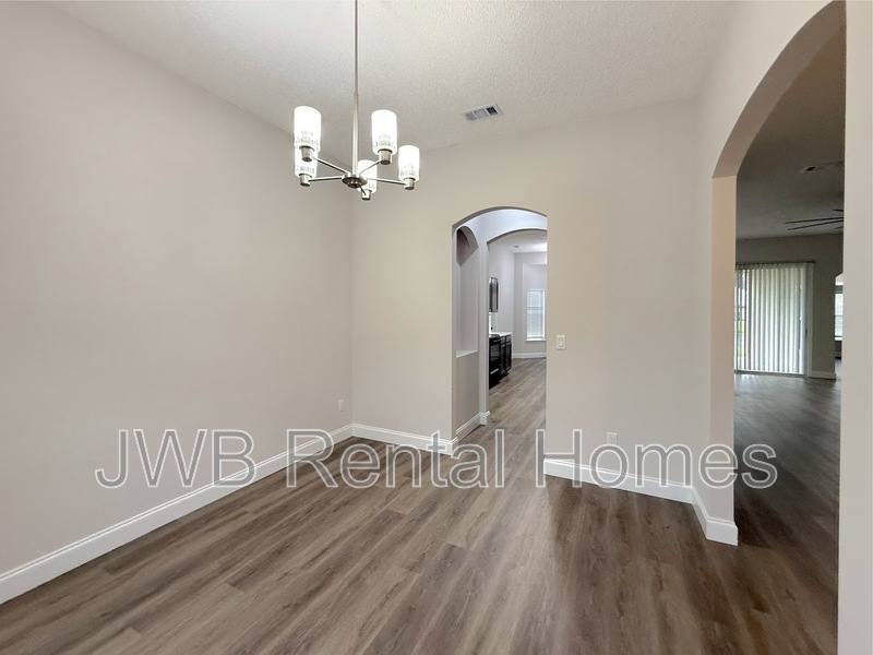 House for rent at 557 Grand Parke Dr, St. Johns, FL 32259