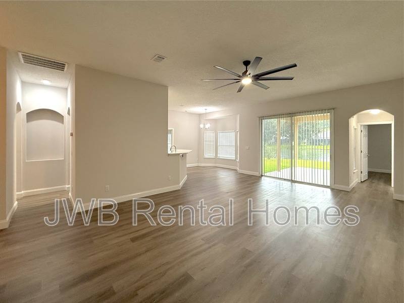 House for rent at 557 Grand Parke Dr, St. Johns, FL 32259