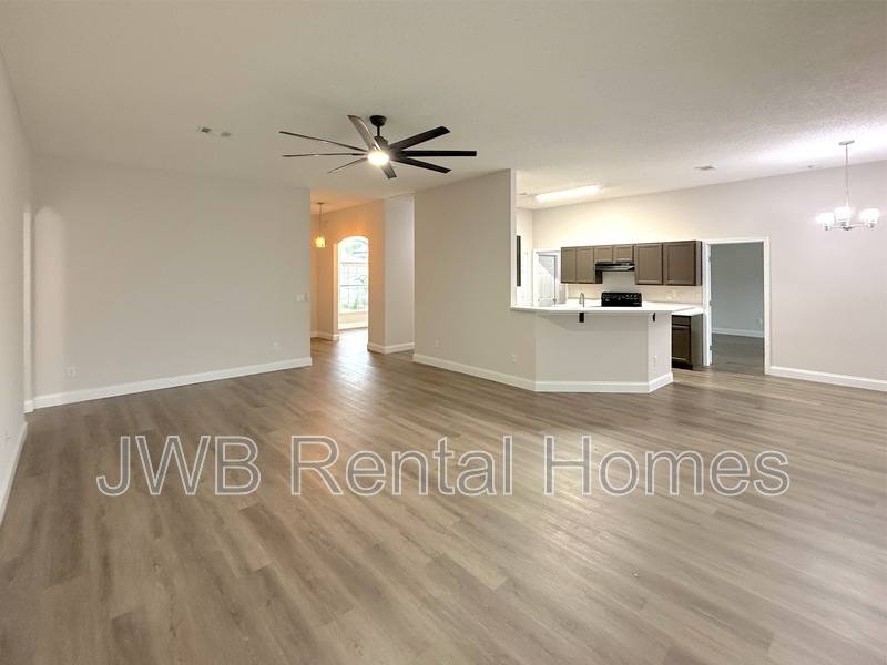 House for rent at 557 Grand Parke Dr, St. Johns, FL 32259
