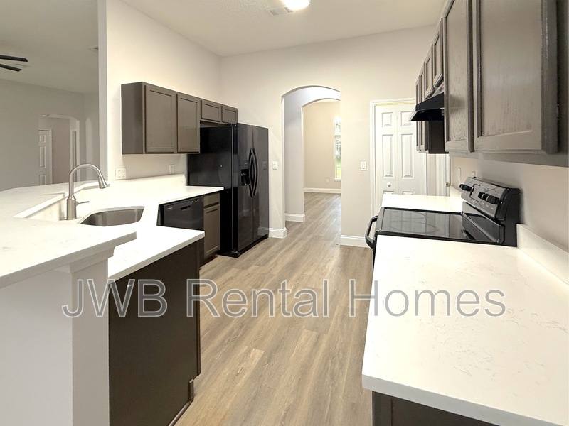 House for rent at 557 Grand Parke Dr, St. Johns, FL 32259
