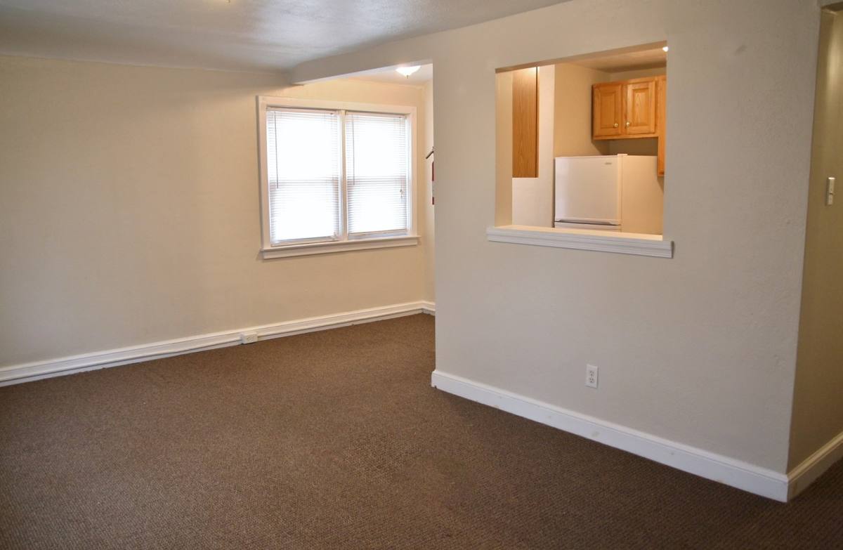Apartment for rent at 4008 Walnut St, Harrisburg, PA 17109