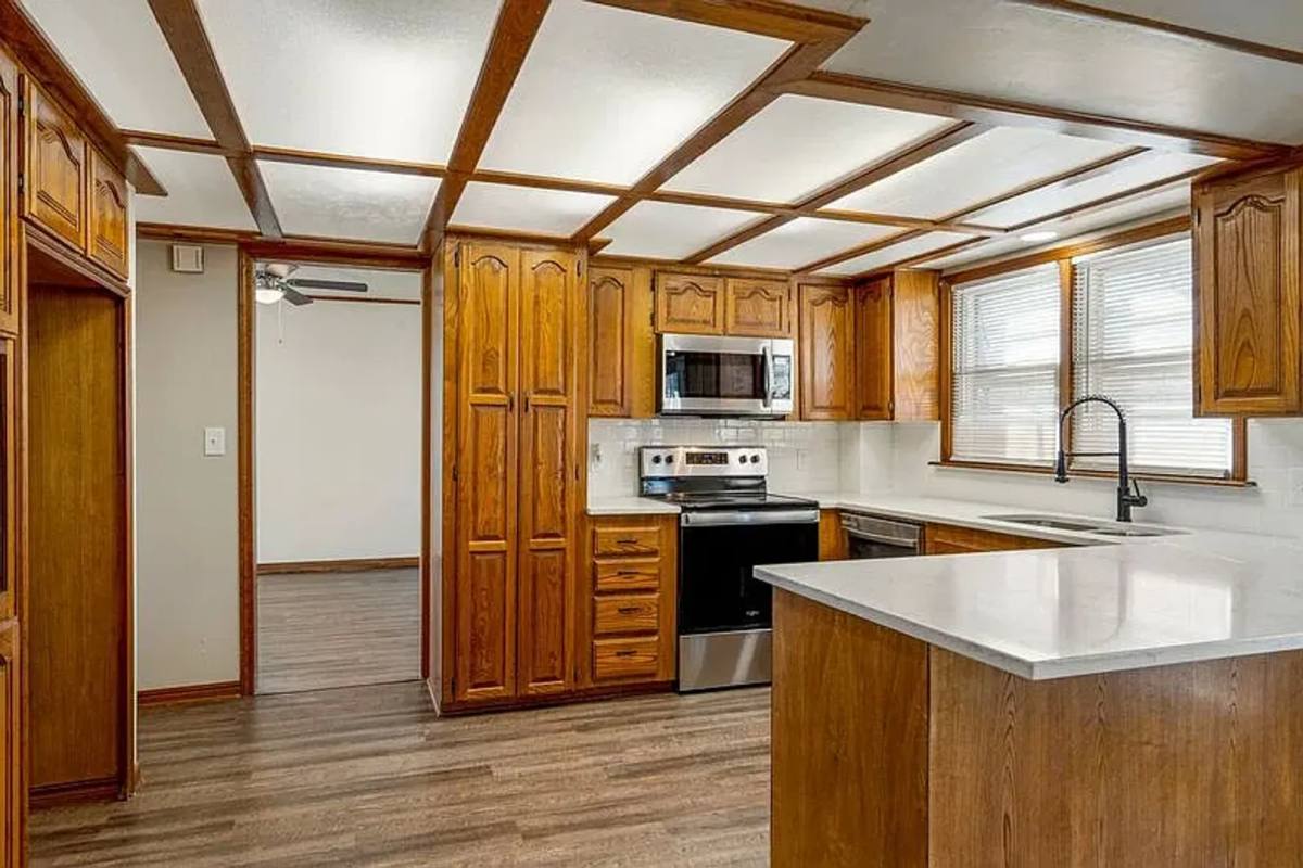 House for rent at 2844 S 73rd E Ave, Tulsa, OK 74129